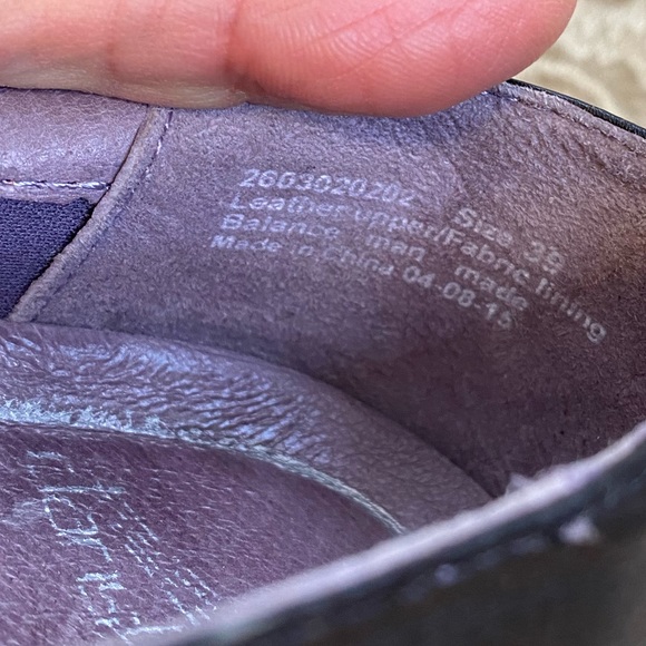 Dansko Black Flats 39 - Picture 5 of 7